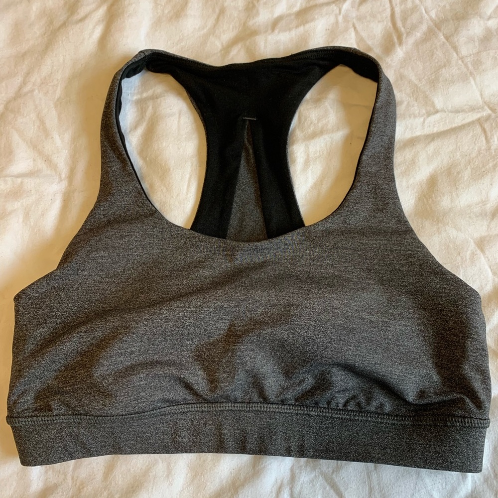 Lulu sports bras barely worn - new condition! Size 6